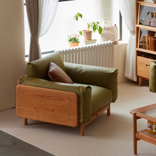 Savannah solid on sale wood coffee table